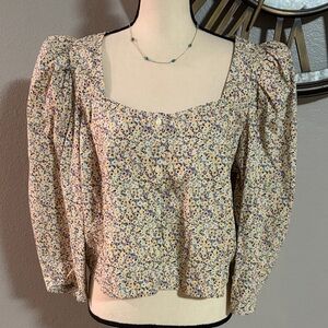 Levi's  Floral  Cropped Top women's Square Neck Puff Sleeves. - XXL
